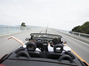 合宿免許のメリットとデメリット！20代後半?30代前半男性会社員向けの免許取得方法を解説！